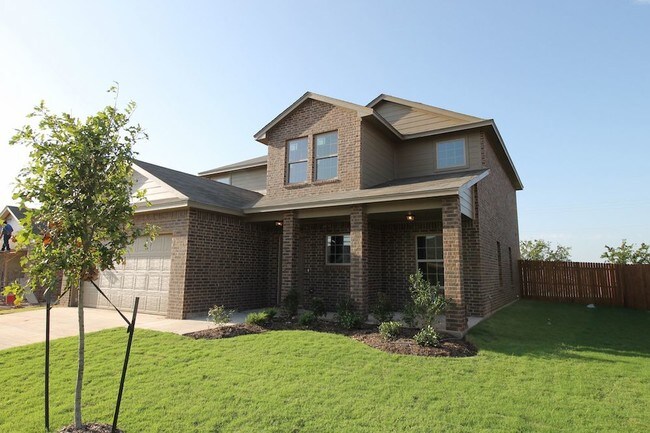 Building Photo - Amazing Brand New 5 Bedroom Home in Yukon