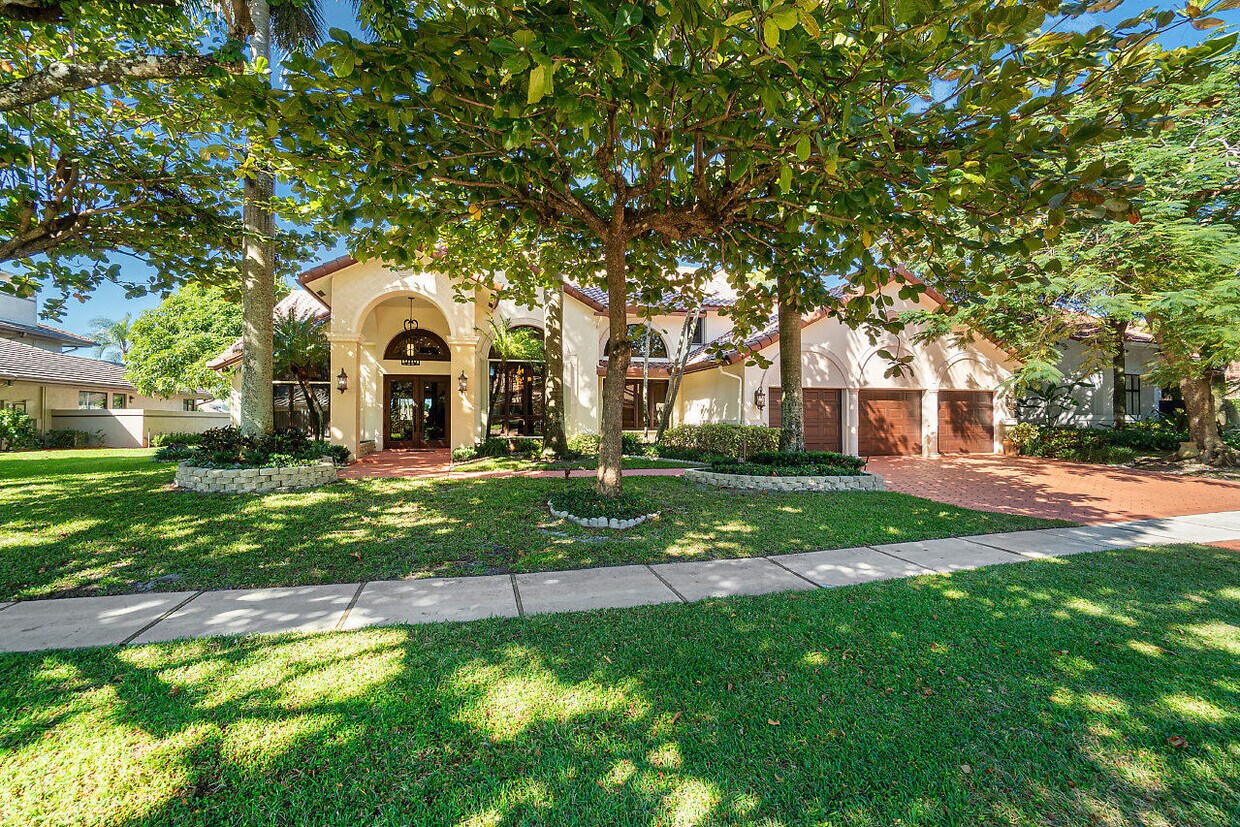 Primary Photo - 4407 Woodfield Blvd