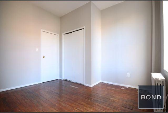 Foto del edificio - 543 E 5th St