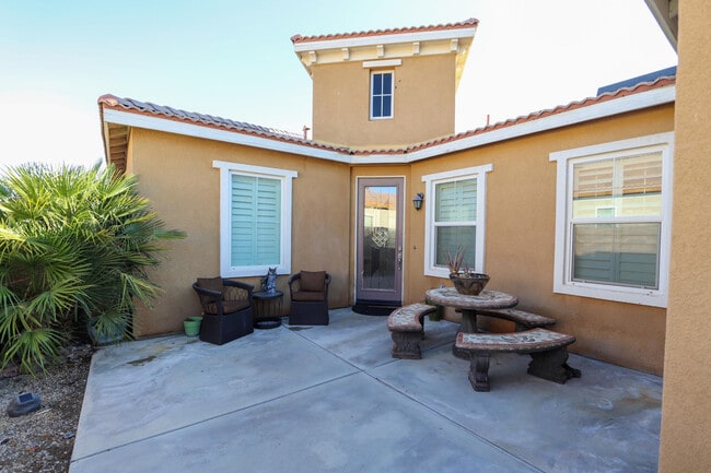 Building Photo - 62679 S Starcross Dr