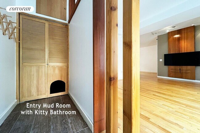 Building Photo - 304 W 115th St