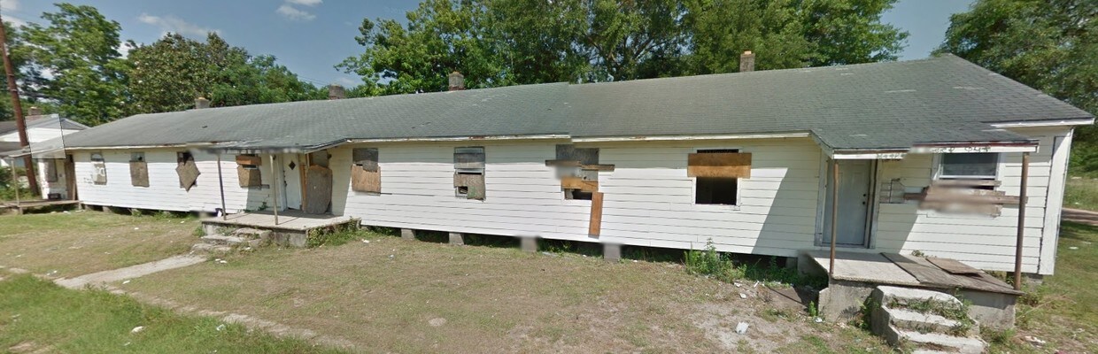 Primary Photo - 1106 Jackson Ave
