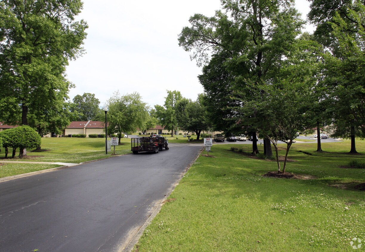 Foto del edificio - Pine Ridge Elderly Housing
