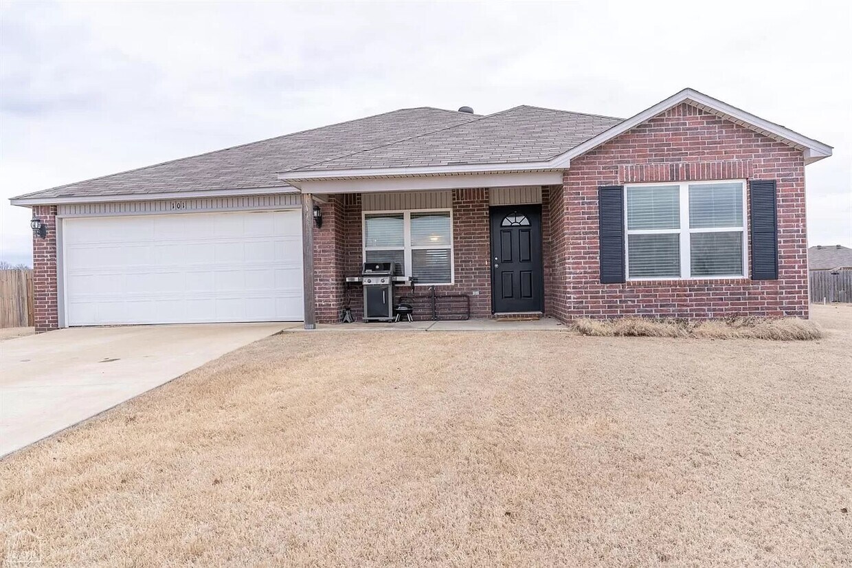 101 Clark Cv, Brookland, AR 72417 House Rental in Brookland, AR