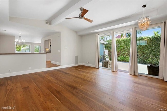 Building Photo - 4 br, 2 bath House - 537 El Modena Ave