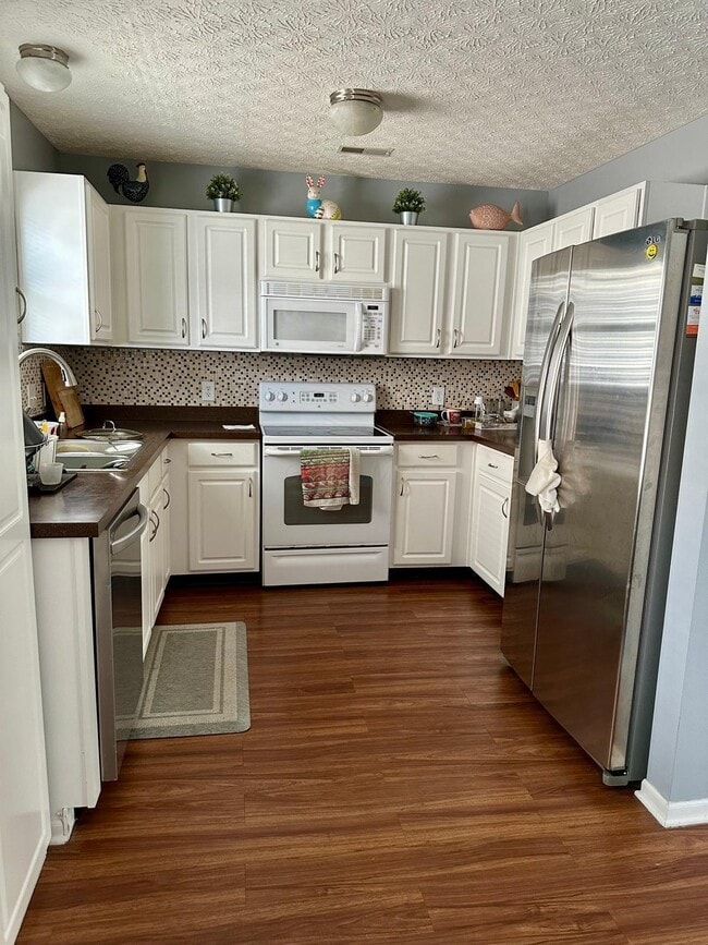 Building Photo - 8691 Pennycress Ln