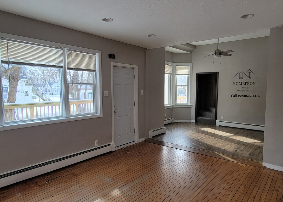 Primary Photo - 2710 S 8th St