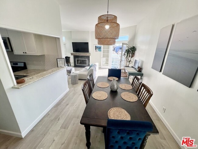 Foto del edificio - 32 28th Pl