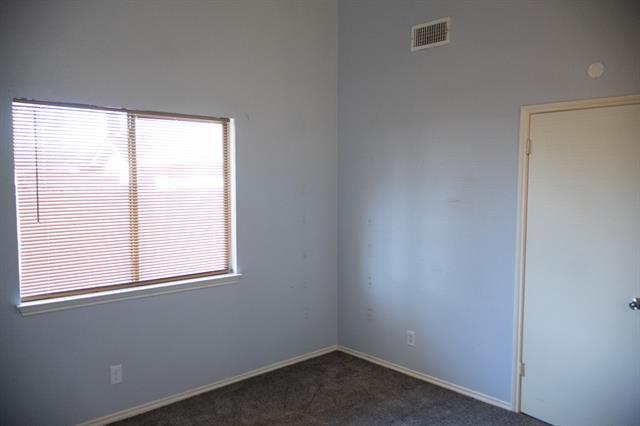 Foto del edificio - 6407 Valleybrooke Ct