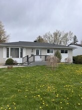 Building Photo - 17 Canfield Rd