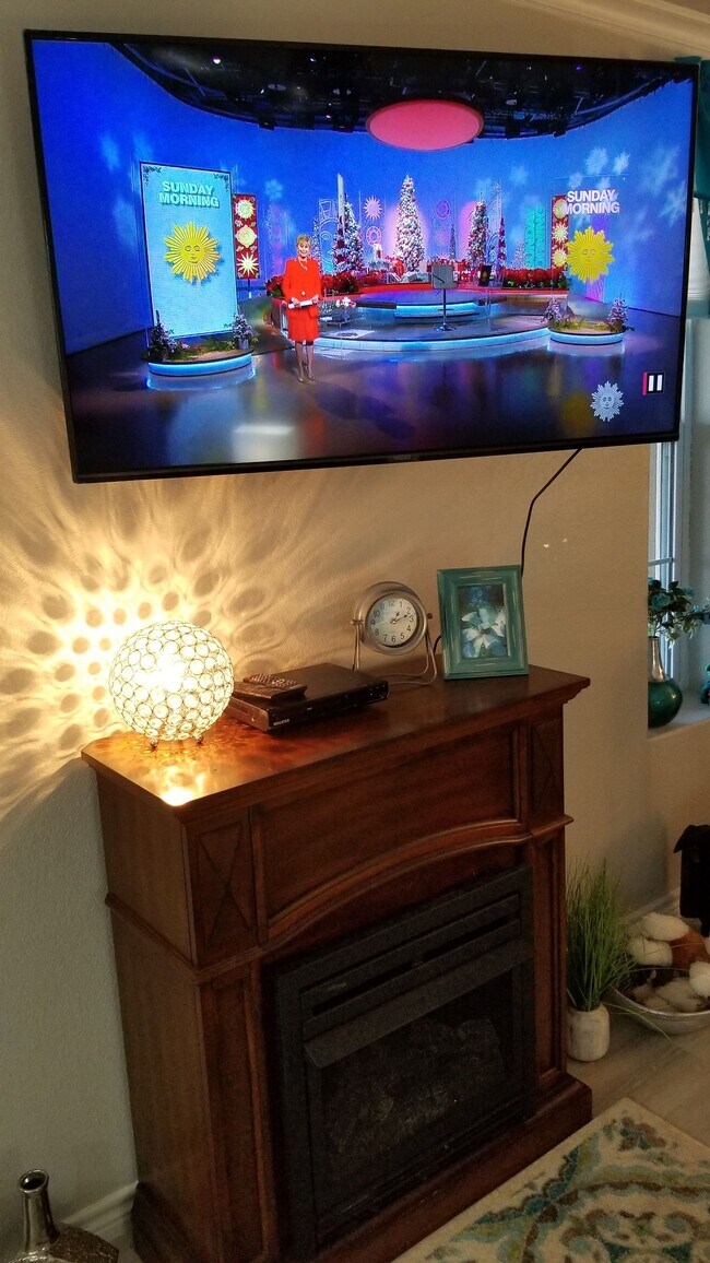 Foto del edificio - 419 Long Island Dr