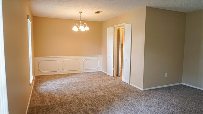 Building Photo - 5503 Ashgate Dr