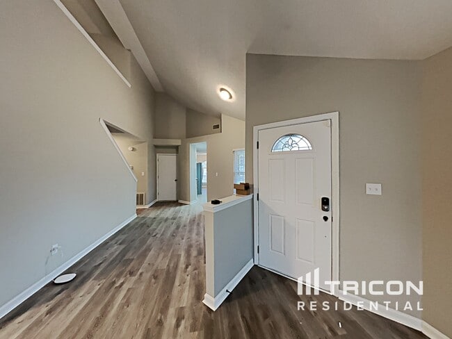 Building Photo - 2701 River Bend Drive Nashville TN