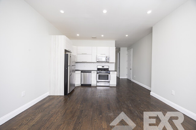 Foto del edificio - 1578 Eastern Pkwy