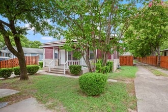 Building Photo - 300 Provines Dr