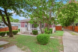 Building Photo - 300 Provines Dr