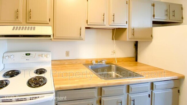 Foto del edificio - 510 S Main St