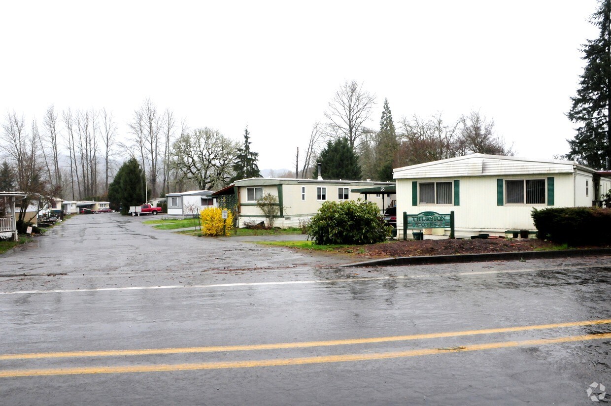 Foto principal - Thurston Oaks Mobile Home Park