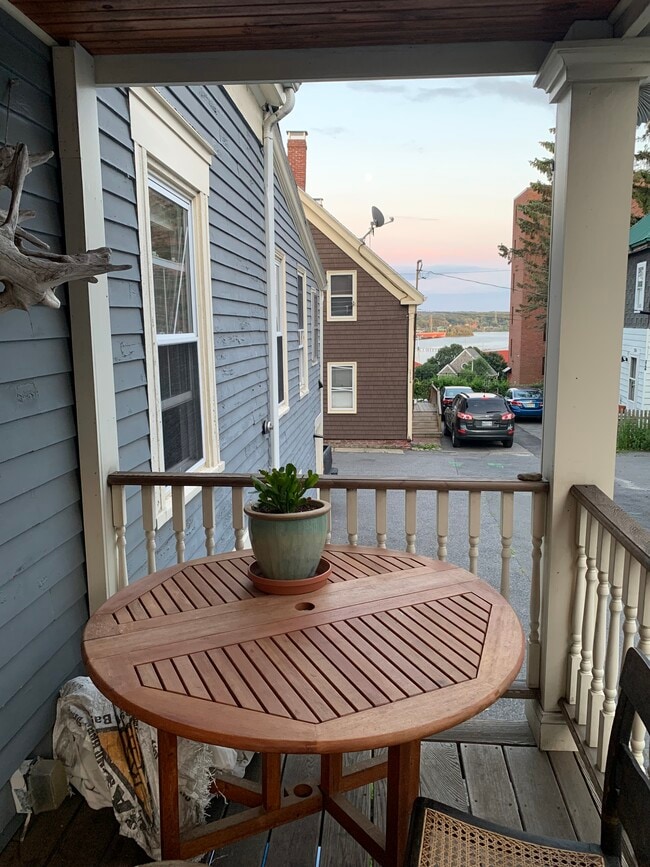 Photo - 272 Danforth St House