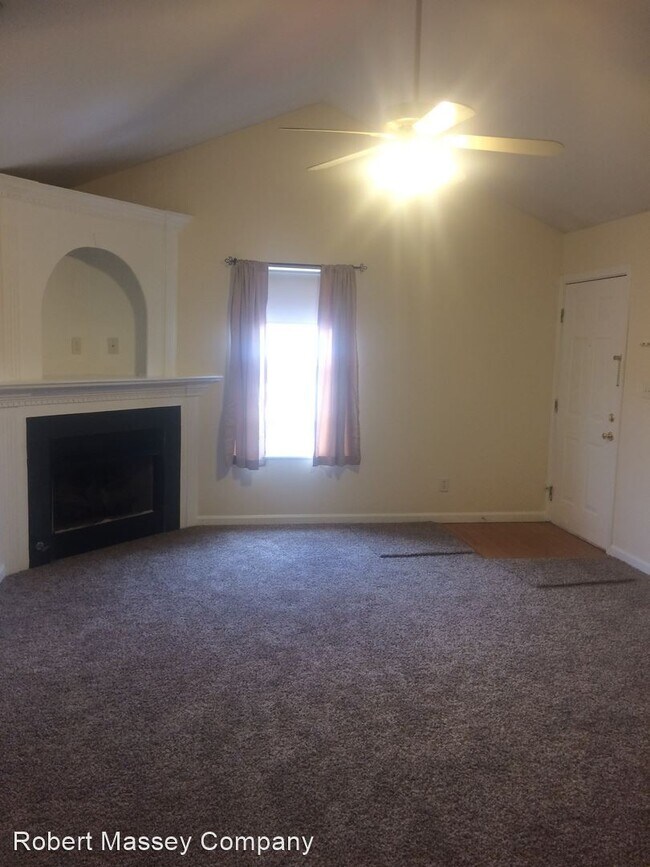 Foto del edificio - 2 br, 2 bath House - 1924 Muncie Avenue, #5