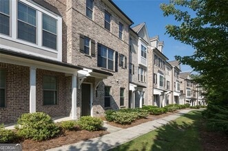 Building Photo - 2182 Talmai Dr