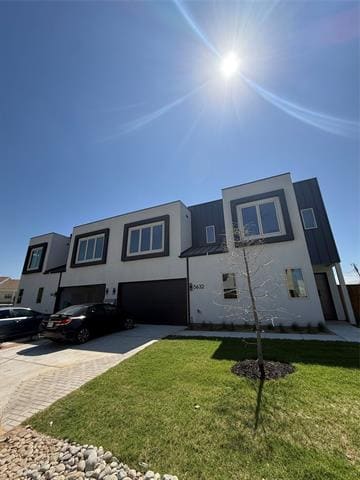 Building Photo - 5632 Mesa Cir