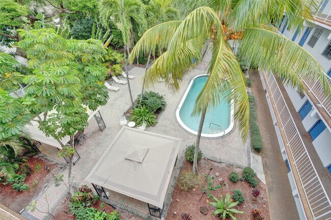 Foto del edificio - 1407 NE 56th St