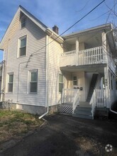 Building Photo - 405 Park St
