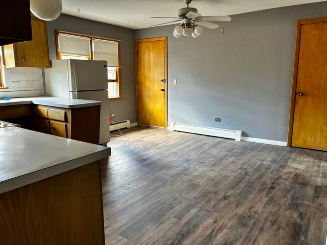 Spacious, well-designed kitchen with a dedicated dining area—perfect for everyday living. - 3515 S Harlem Ave