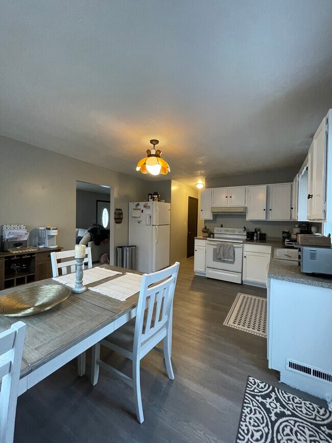 30 Colony Street Ext Unit 30, Seymour, CT 06483 Apartments in Seymour