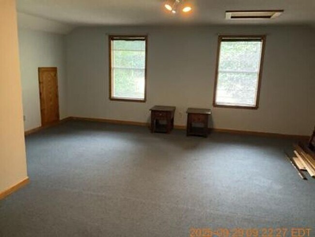 Foto del edificio - Spacious Home in Leesville
