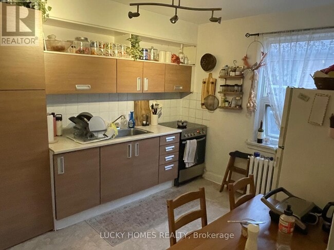 Building Photo - 1143 O'Connor Dr