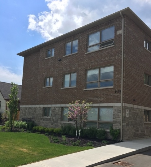 Primary Photo - 1418 Simcoe St S