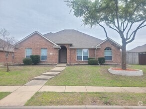 Building Photo - 8006 Amesbury Ln