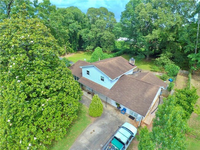 Building Photo - 3763 Elkridge Dr