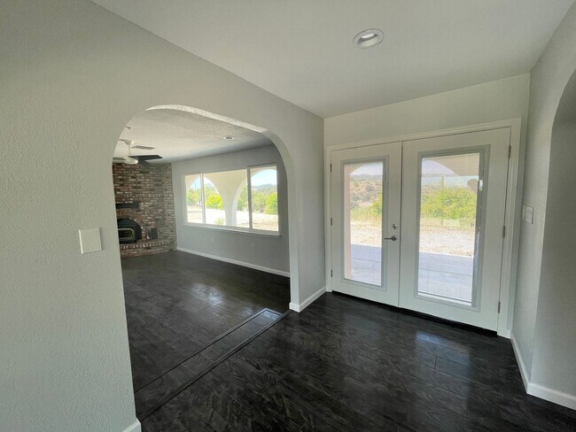 Building Photo - 3 br, 3 bath House - 5395 Mustard Creek Rd