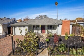 Building Photo - 6265 Wilma Ave