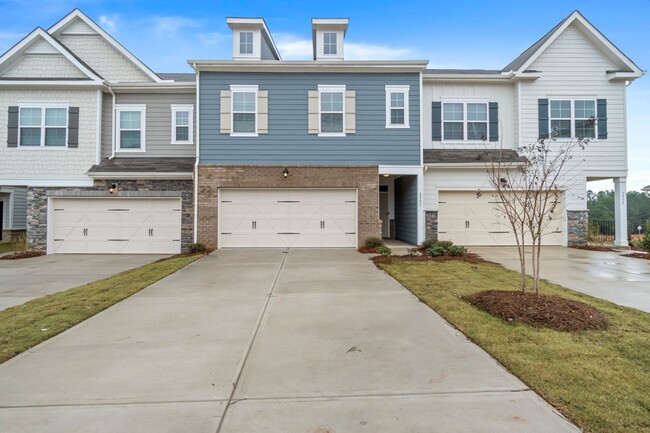 Foto del edificio - Like Brand New Luxury Townhome in Matthews!