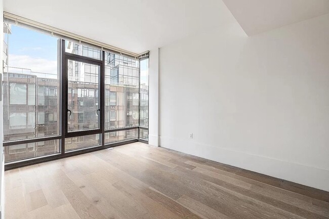 Foto del edificio - 429 Kent Ave