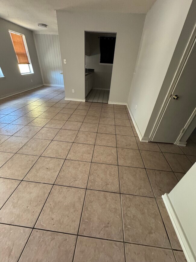 Foto del edificio - 1863 Nekoma Ct