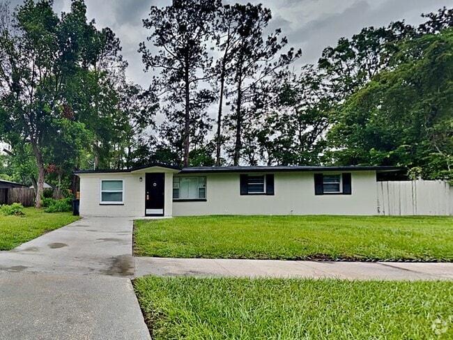 Building Photo - 7047 Sonora Dr N