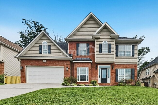 Building Photo - 3212 Rolling Hills Ln