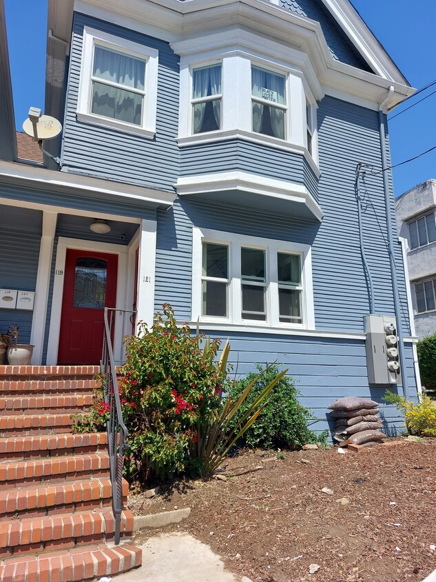 Foto principal - 115 Athol Ave