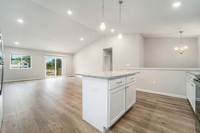 Foto del edificio - 2331 Richardson Ct