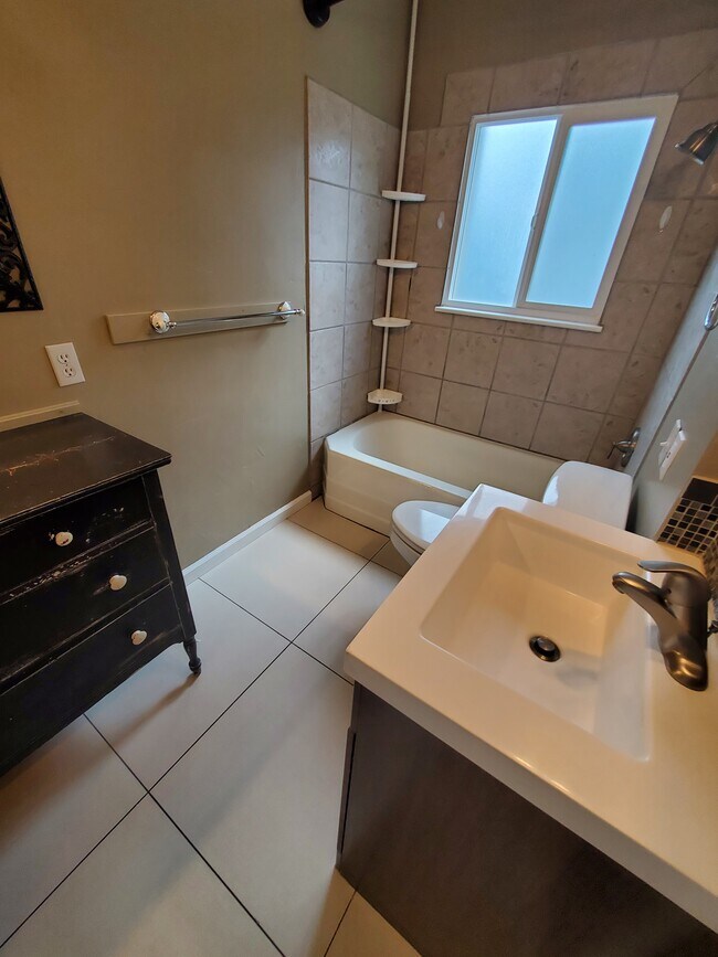 Foto del edificio - 834 9th St