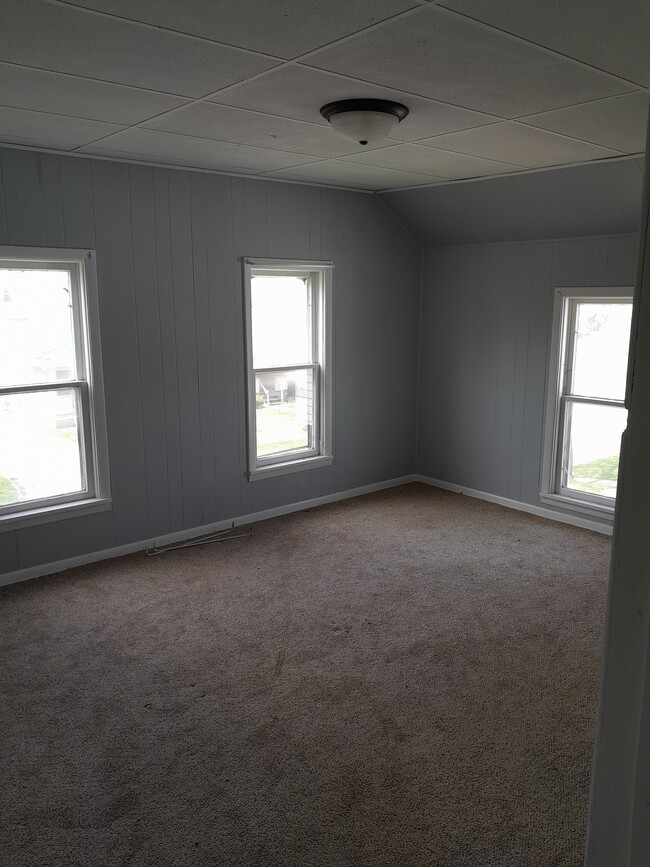 Foto del edificio - 213 Maplewood St