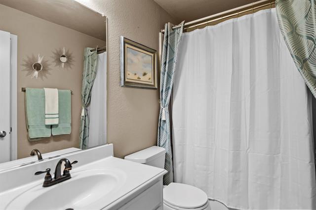 Foto del edificio - 5909 Dark Forest Dr