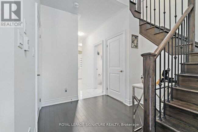 Building Photo - 21 Vineyard Dr