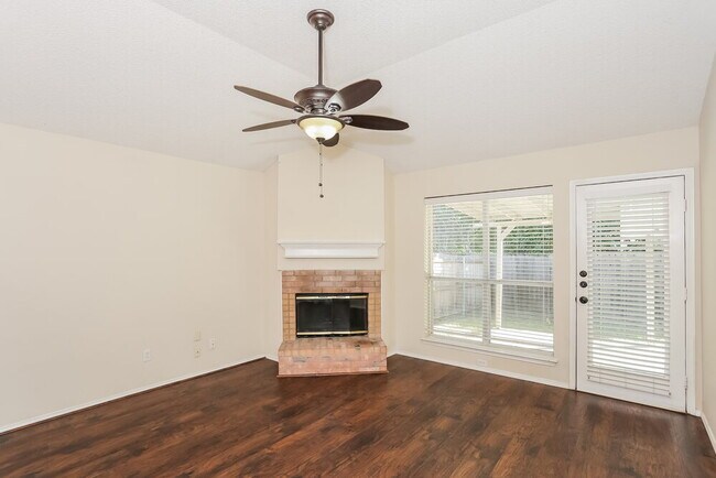 Foto del edificio - 5903 Fawn Meadow Trail