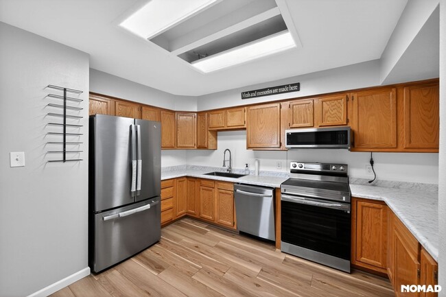 Building Photo - 2180 E 90th Ave